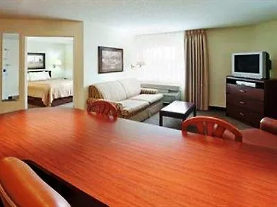 Sonesta Simply Naperville Hotel