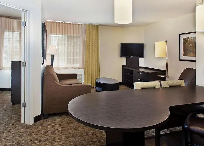 Sonesta Simply Naperville