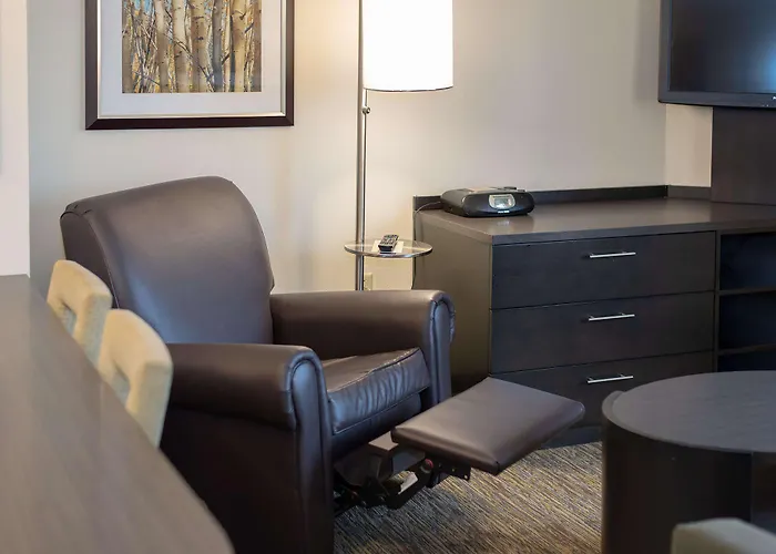 Sonesta Simply Naperville Hotel Warrenville