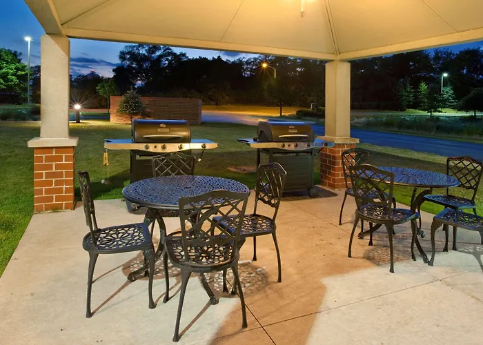 Sonesta Simply Naperville 3*