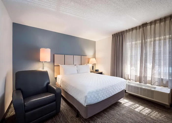 Sonesta Simply Naperville 3*