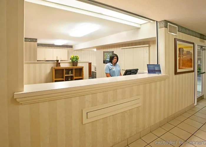 Sonesta Simply Naperville